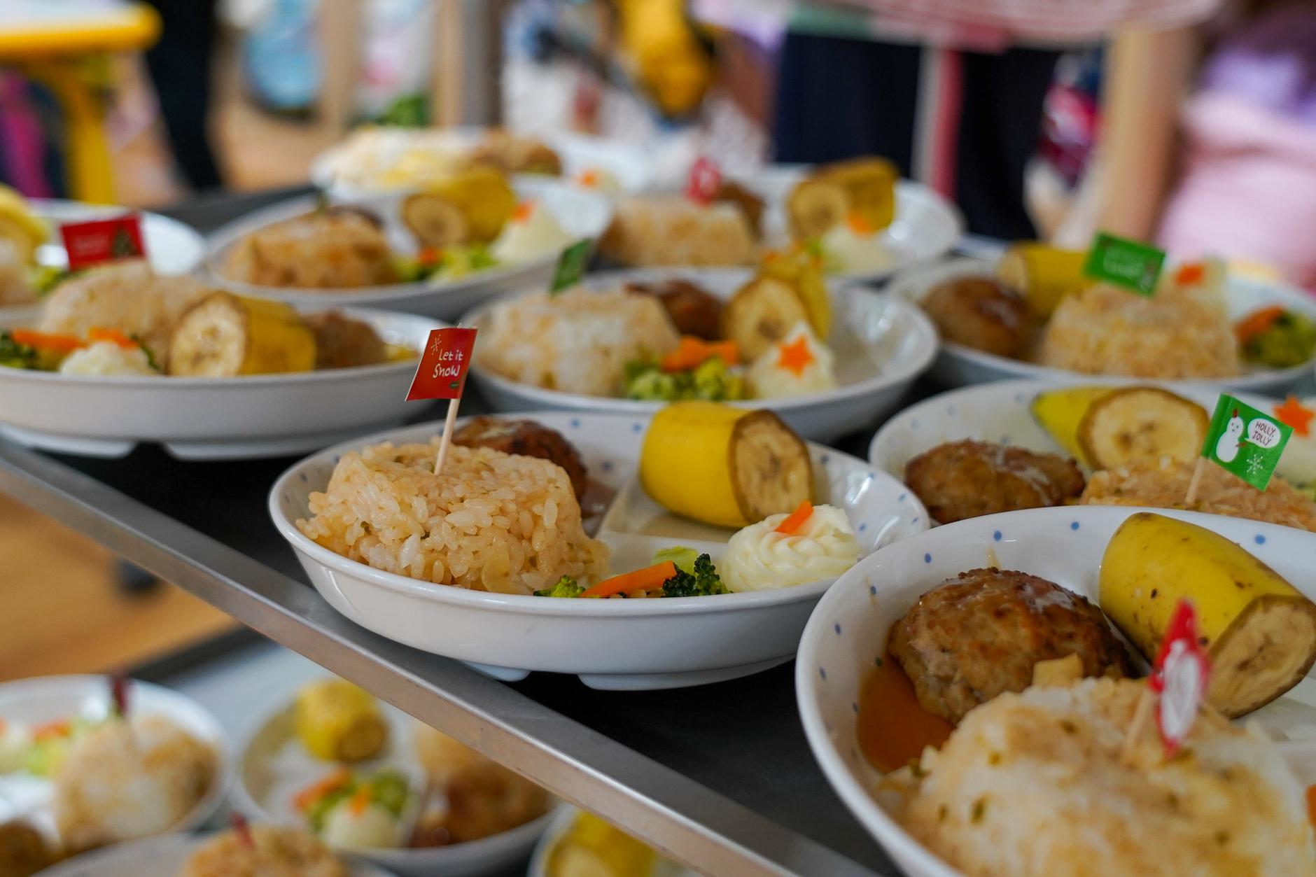 行事食や各地の郷土料理の提供